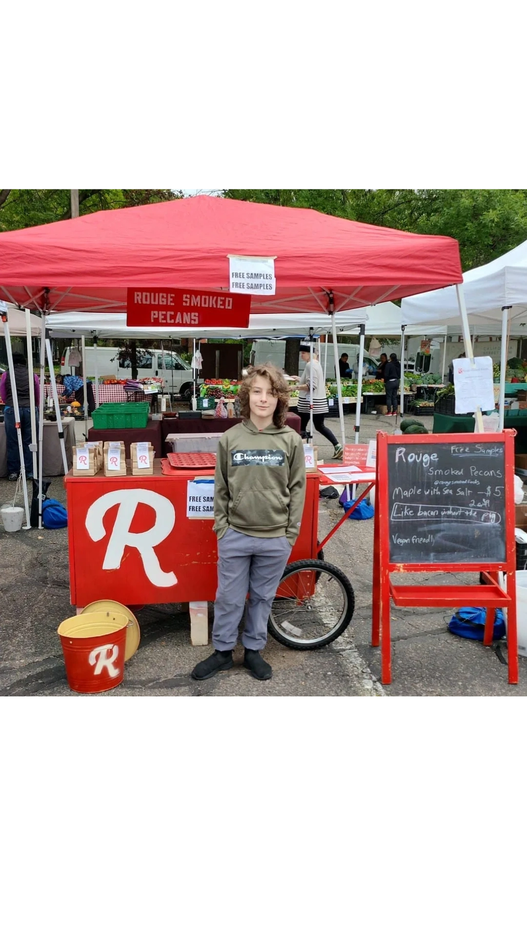 Rouge Smoked Foods farmers market booth
